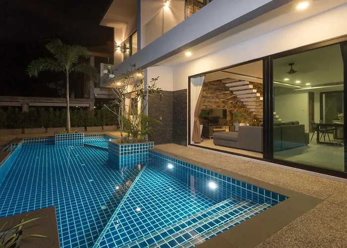 Twin Villas Seaview Kata